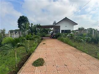Bán nhà sân vườn mạt tiền đường dt724 dt 12x50m tc200m2 giá 5,2ty