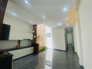 Bán nhà mới xây 2pn tt liên nghĩa  dt 5x29m tc 72m2 gần bến xe phương trang giá 3,3 tỷ