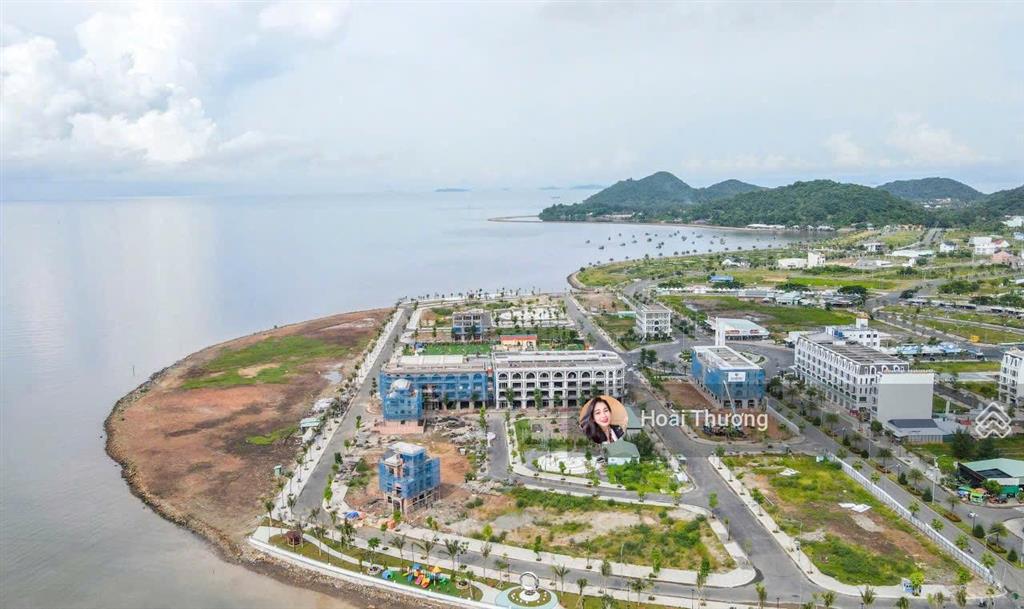 Nhà phố biển hà tiên new vegas có sổ đã hoàn công, hạ tầng hoàn thiện chỉ 5.1 tỷ,  0932 185 ***