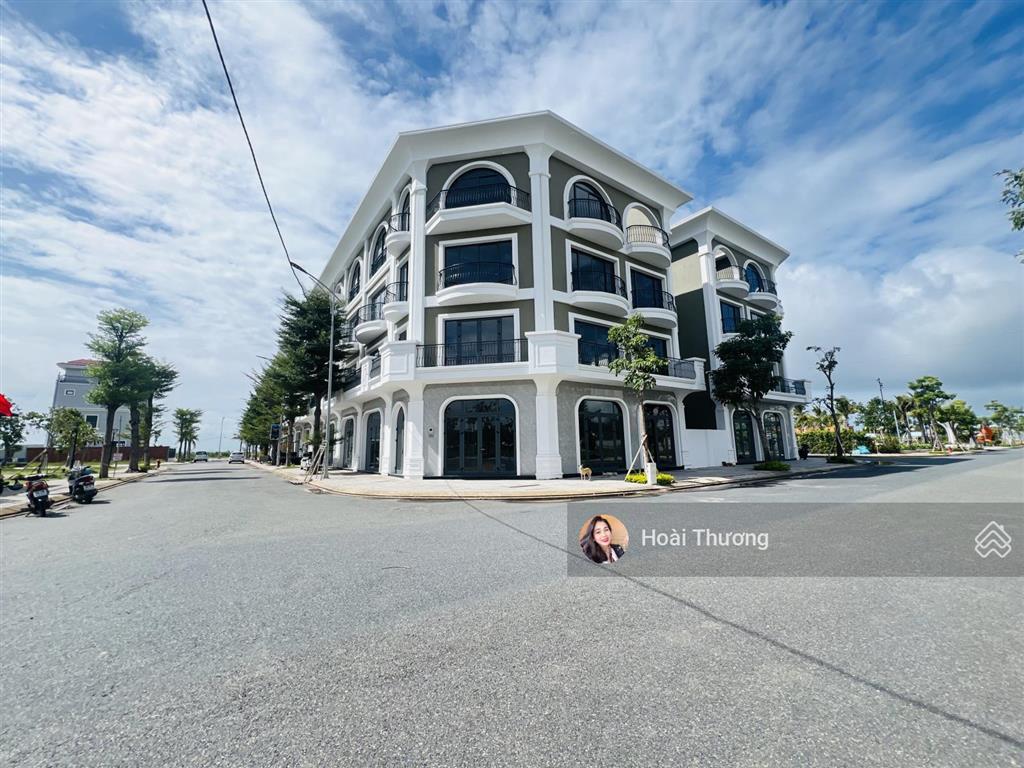 Nhà phố biển hà tiên new vegas có sổ đã hoàn công, hạ tầng hoàn thiện chỉ 5.1 tỷ,  0932 185 ***