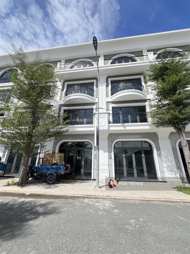 Nhà phố biển hà tiên new vegas có sổ đã hoàn công, hạ tầng hoàn thiện chỉ 5.1 tỷ,  0932 185 ***