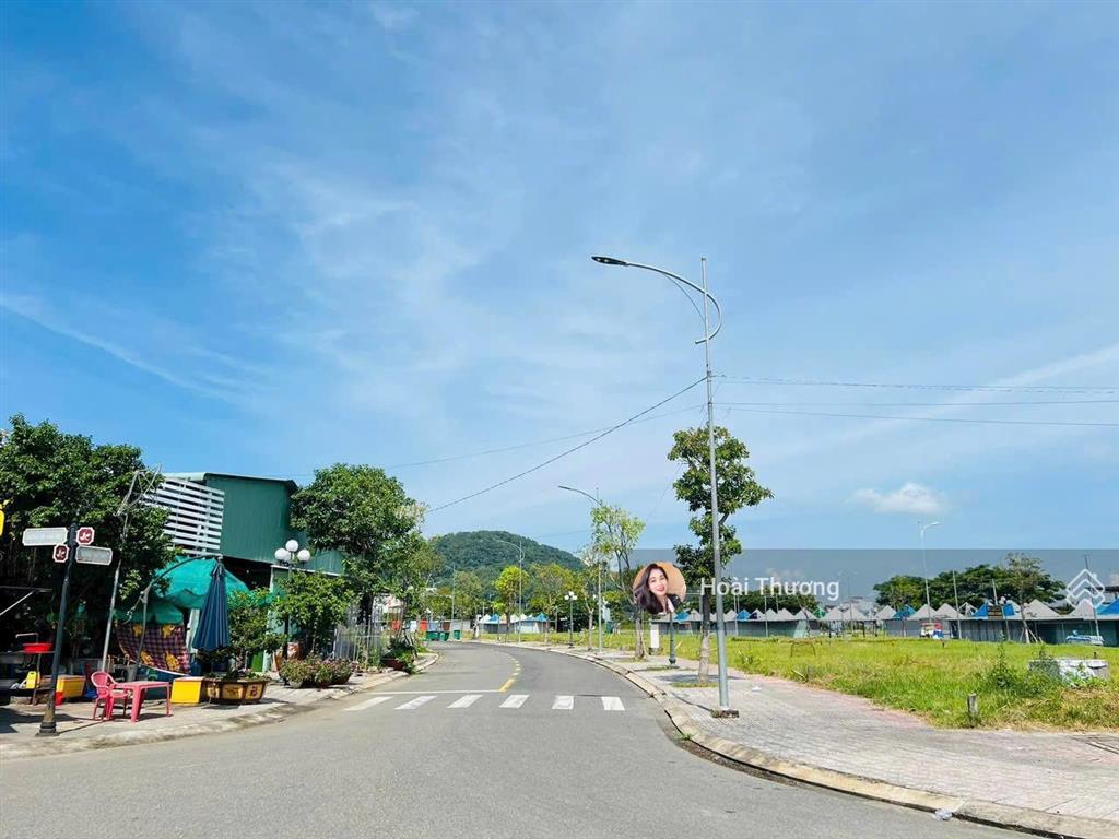 Nền chợ đêm hà tiên có sổ lõi trung tâm giá cắt lỗ 250 triệu còn 2.250tỷ, sổ sạch/0932 185 ***