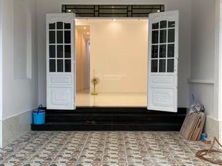 Bán nhà c4 mới thuộc ngay quân đoàn 4  p. tân phong, gần chợ bà thức giá chỉ 3.55 tỷ  0962 097 ***