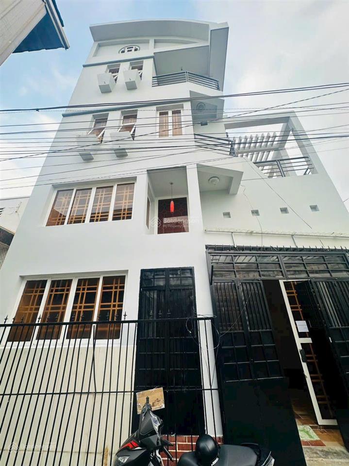 Bán nhà lầu p.trung dũng giá 3.65 tỷ, sổ hồng hoàn công,đường ô tô.gần sát trường ngô quyền