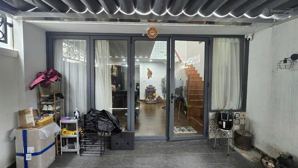 Nhà lầu đẹp ngay văn hoa villa, gần trường công an p. thống nhất. chỉ 3.2 tỷ full nội thất