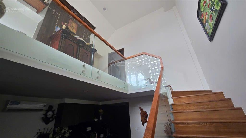 Nhà lầu đẹp ngay văn hoa villa, gần trường công an p. thống nhất. chỉ 3.2 tỷ full nội thất