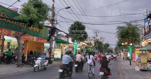 Bán góc 2 mặt tiền nguyễn văn quá cách trường chinh 100m. dt 12m x 23m nhà cấp 4 giá 19.5 tỷ