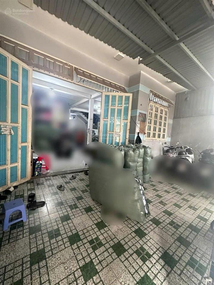 Bán nhà 2 lầu đường nguyễn văn quá. dt 7m nở hậu 11m x 20m. đường 5m thông giá 8.2 tỷ tl