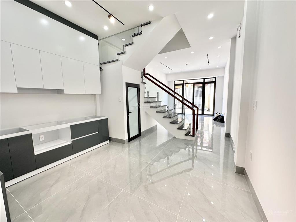 Nhà 4 tầng ngõ thông ô tô vào duy nhất tầm tiền 3 tỷ tại phường hồng bàng