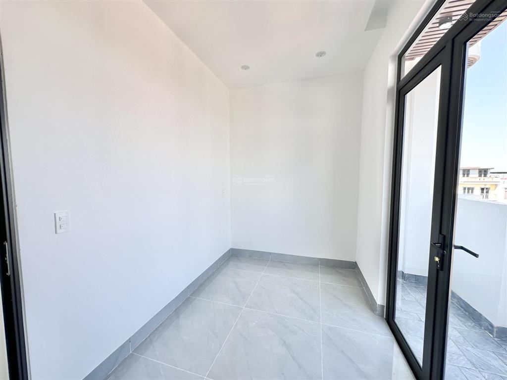 Nhà 4 tầng ngõ thông ô tô vào duy nhất tầm tiền 3 tỷ tại phường hồng bàng