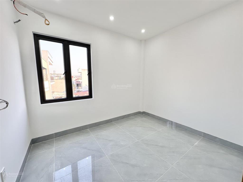 Nhà lô góc 2 mặt tiền 4 tầng ngõ ô tô thông các ngả chỉ 3,28 tỷ tại hồng bàng, hải phòng