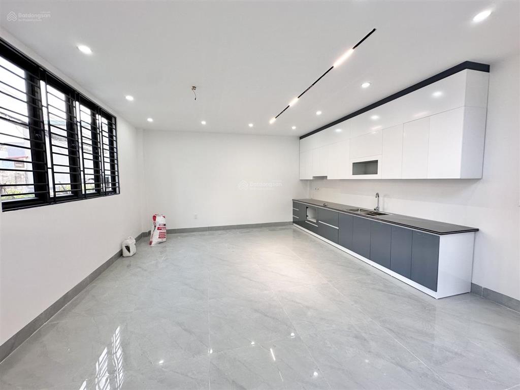 Nhà lô góc 2 mặt tiền 4 tầng ngõ ô tô thông các ngả chỉ 3,28 tỷ tại hồng bàng, hải phòng