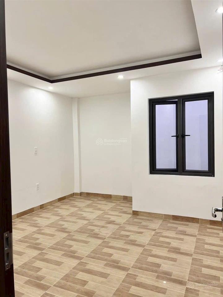 Nhà 4 tầng himlam hùng vương 50m2 có sổ về ở ngay