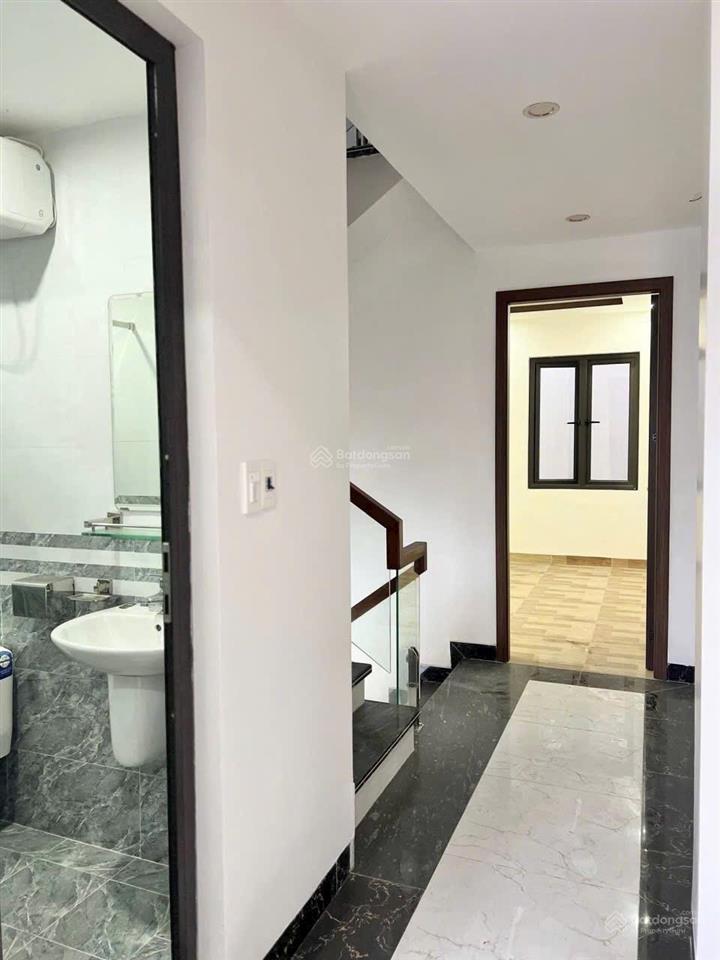 Nhà 4 tầng himlam hùng vương 50m2 có sổ về ở ngay