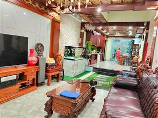Bán gấp phân lô kđt yên hòa  cầu giấy. 95.6m2* 5 tầng view sân chơi, vỉa hè rộng kinh doanh