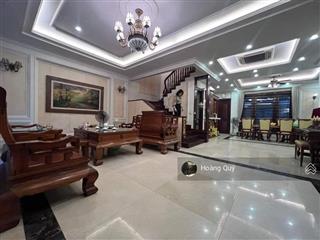 Bán gấp biệt thự sân vườn  kđt trung văn 135.8m2 * 5 tầng. hoàn thiện đẹp vỉa hè rộng kinh doanh