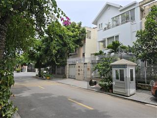 Biệt thự sân vườn  phố nguyễn văn lộc 135.2m2*5 tầng view gần sân chơi, hoàn thiện đẹp chỉ 29 tỷ