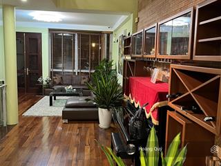 Chủ hơn 20 tỷ bán gấp nhà làng việt kiều châu âu 80m2 5 tầng  mặt tiền 4.5m. view khuôn viên