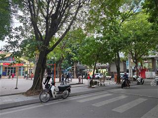 Bán gấp nhà phân lô nguỵ như kontum 76m2  5 tầng  mặt tiền 7m. lô góc vị trí kinh doanh chỉ 35 tỷ