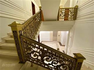Biệt thự trần kim xuyến, cầu giấy 160m2, mt 10m, vỉa hè, ô tô, kd nhỉnh 60 tỷ. 0988 424 ***.