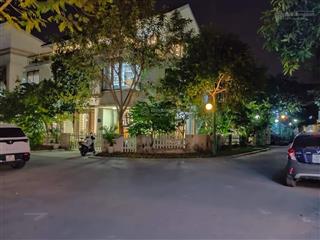 Bán biệt thự dịch vọng. cầu giấy 270m2, mt 15m, đơn lập, siêu đẹp, hiếm có, nhỉnh 69 tỷ. 0988 424 ***