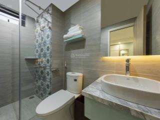 Lạc long quân, tây hồ 100m2, lô góc, view hồ, 9 tầng, vỉa hè, ô tô, dòng tiền 200 tr, nhỉnh 50 tỷ