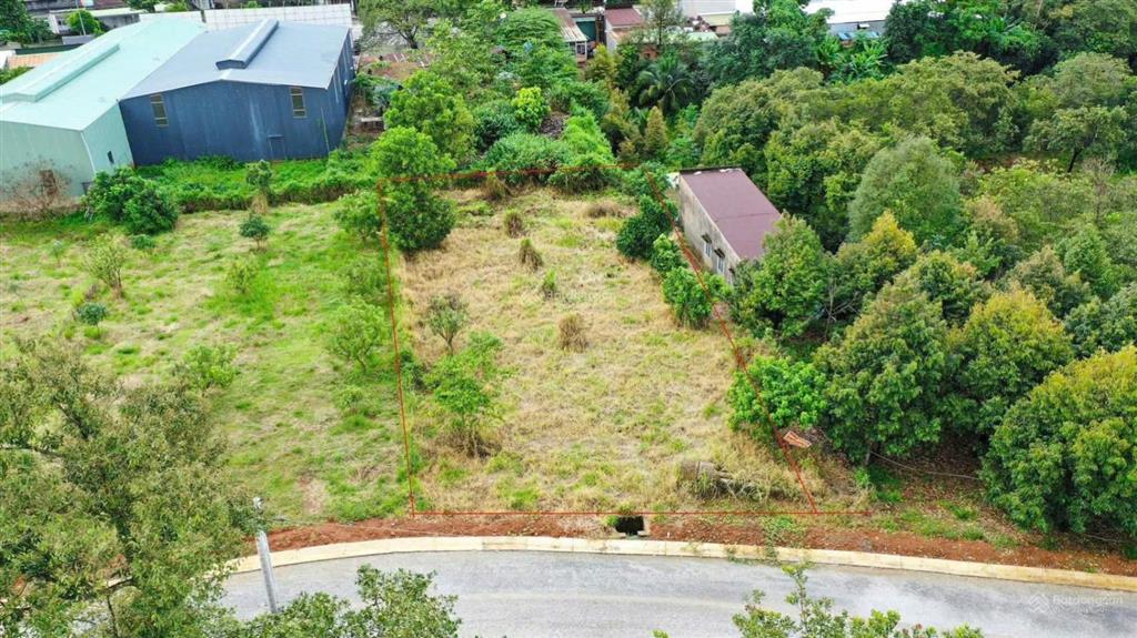 Chính chủ cần bán đất mặt tiền nguyễn bỉnh khiêm thị trấn đạ m'ri