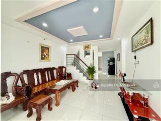Nhà hoàn công  sổ sẵn 4x16 , 3 phòng ngủ  có pn trệt , tặng nội thất , chính chủ giá rẻ