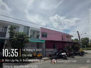 Nhà ngay công viên  3 phòng ngủ  1 trệt 1 lầu  sổ riêng đã hoàn công | chính chủ bán gấp