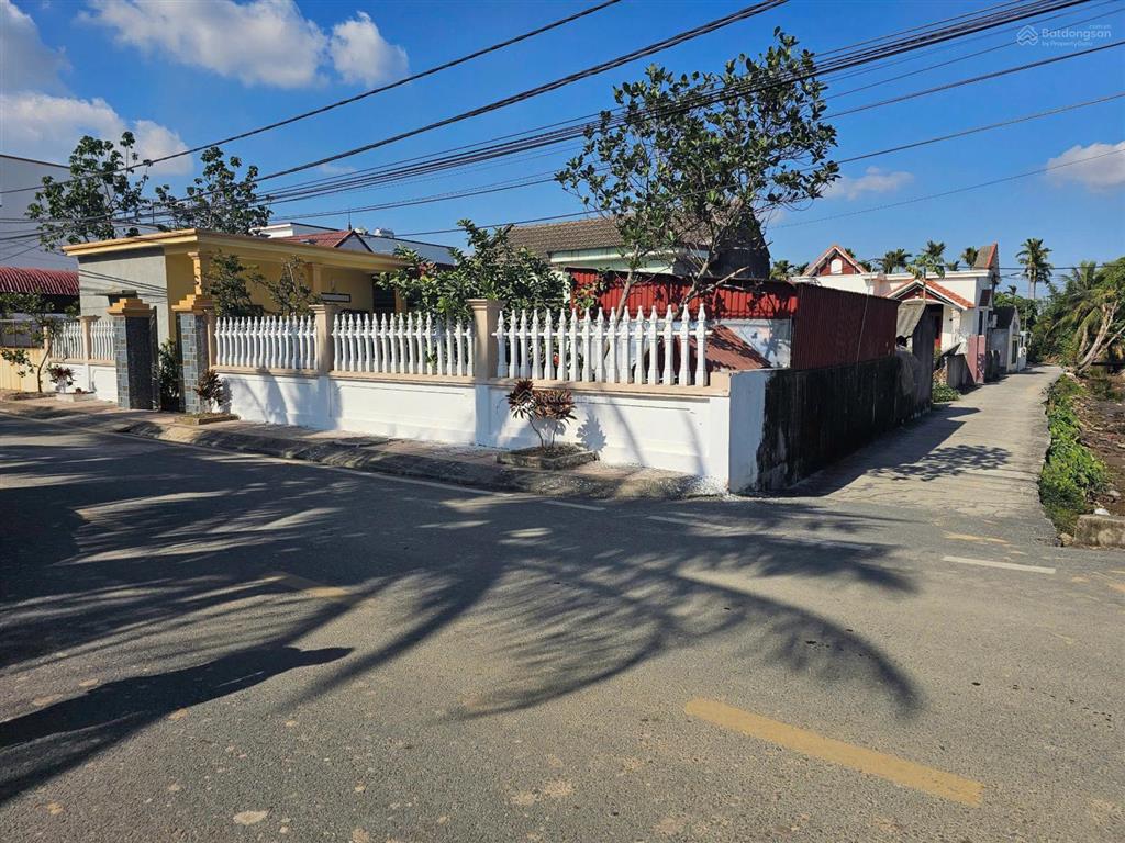 Bán lô đất hàng xóm vinhomes, 84.2m2 lô góc, ngang 5m.