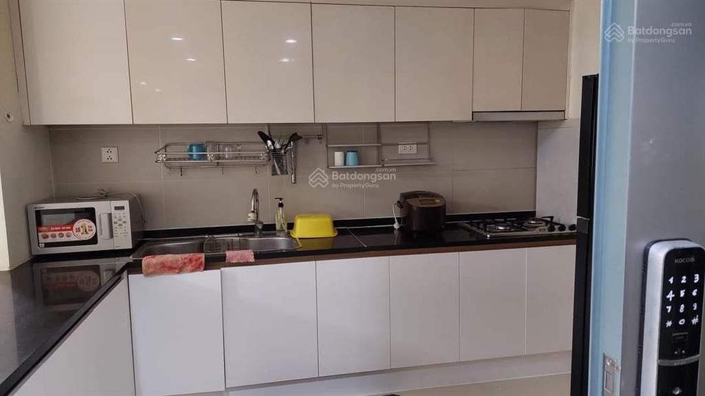 Cho thuê căn hộ 2pn 2wc 79m2 chỉ 8tr/tháng chung cư eastern 299 liên phường