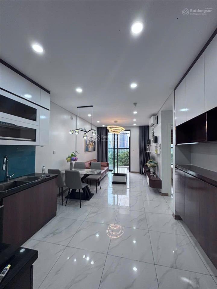 Cần bán căn hộ 3 ngủ 2 wc, mỹ đình, 82m2 đối diện công viên 14ha, tmo giá thương lượng