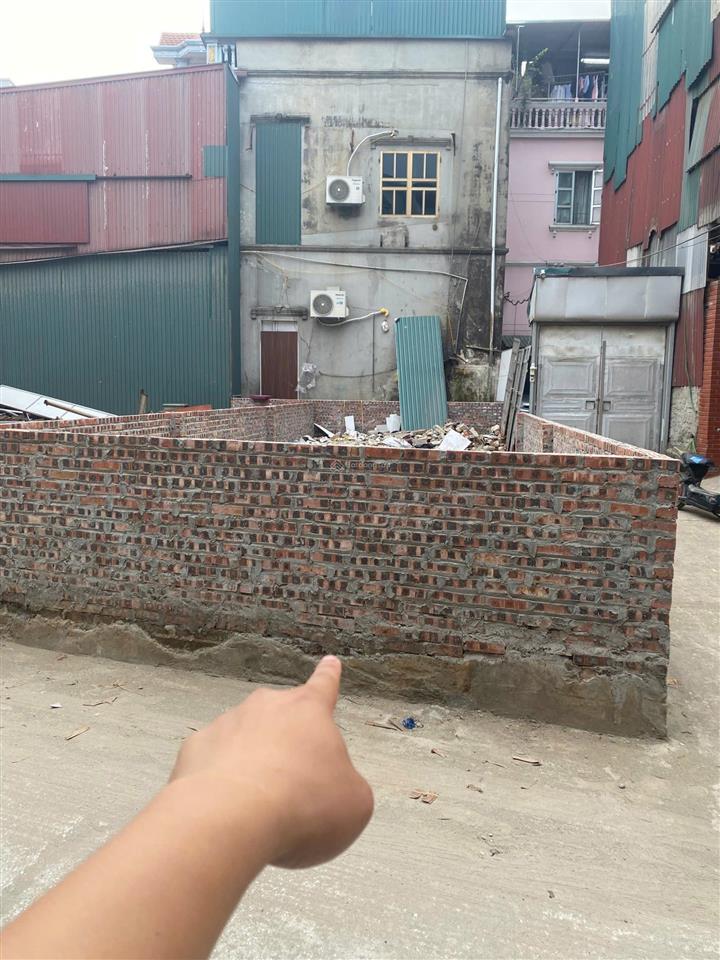 Cần bán nhanh lô đất siêu đẹp, vuông vắn tại châu phong, liên hà, đông anh 60m2shcc trục kd