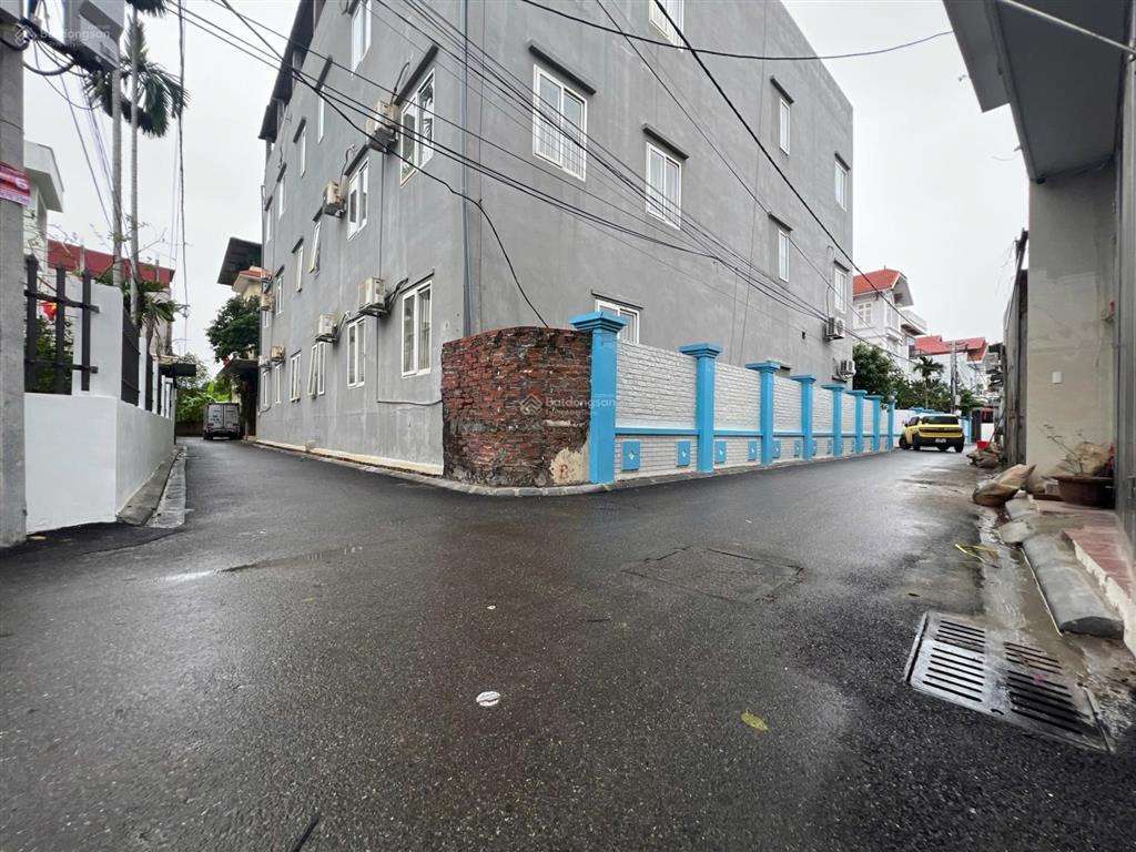 4.2 tỷ sở hữu ngay lô góc 50,8m2  shcc  ô tô đỗ đất tại xóm ba chữ, vân nội, đông anh