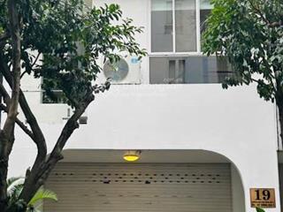 Cho thuê nhà pmh q7. dtsd 350m2, trệt lửng 3 lầu. phù hợp để ở  văn phòng đại diện, em luân