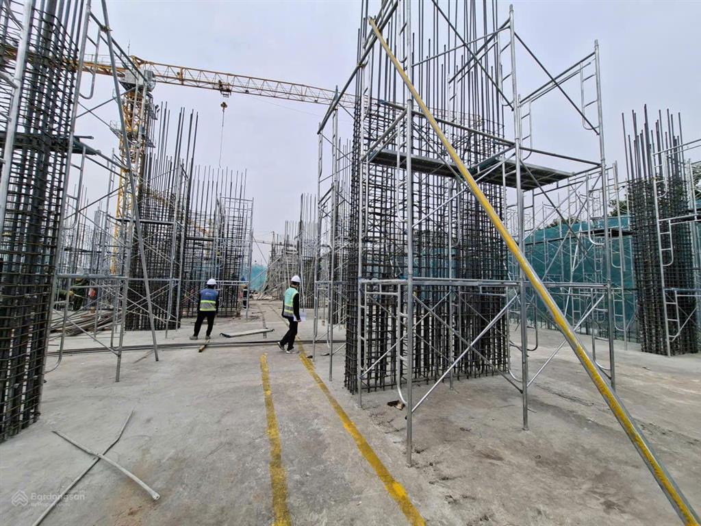 Bán căn 2 phòng ngủ tầng 15 diện tích 76m2 thanh toán theo tiến độ của chủ đầu tư   0979 045 ***