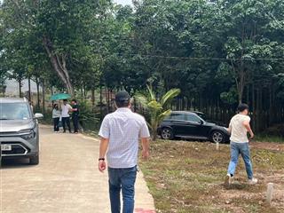 Đất mặt tiền ,sổ sẵn, dân cư đông đúc