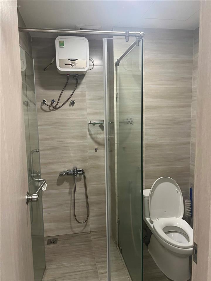 Cho thuê căn 1 pn full nội thất, tầng cao view hướng đông mát mẻ, hỗ trợ cọc ở ngay giá 6tr5