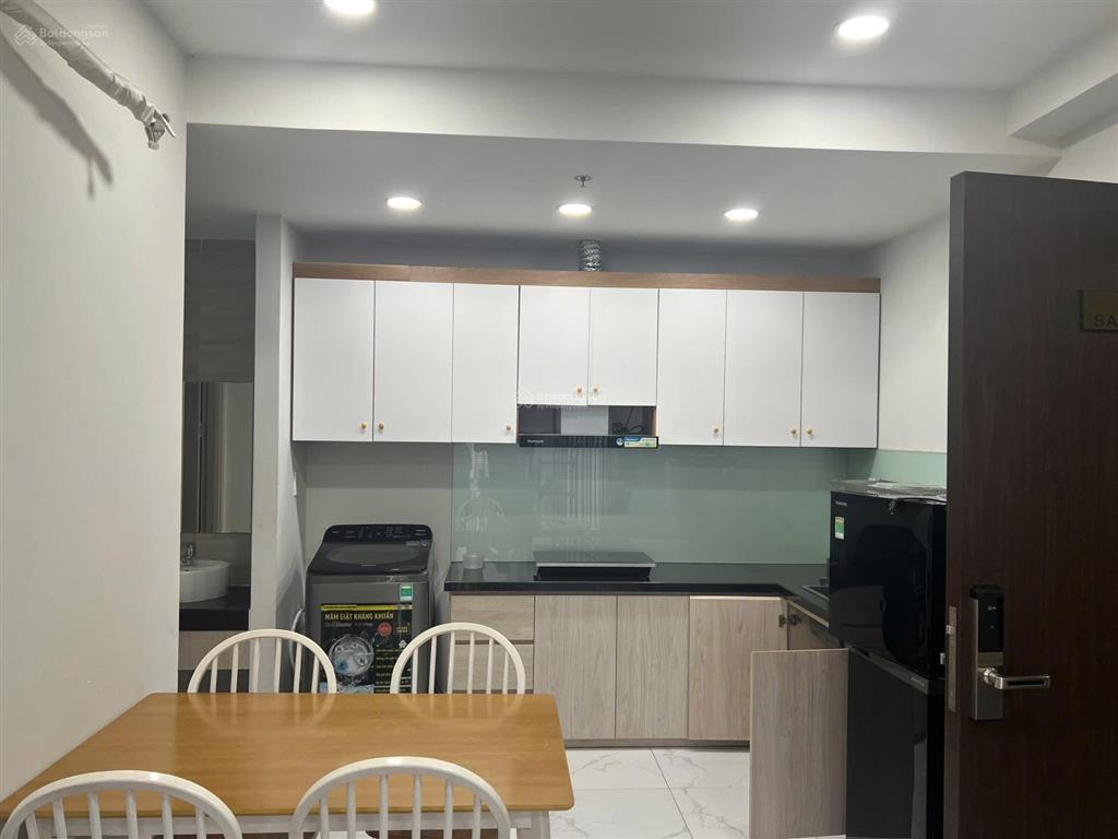 Cho thuê căn 1 pn full nội thất, tầng cao view hướng đông mát mẻ, hỗ trợ cọc ở ngay giá 6tr5