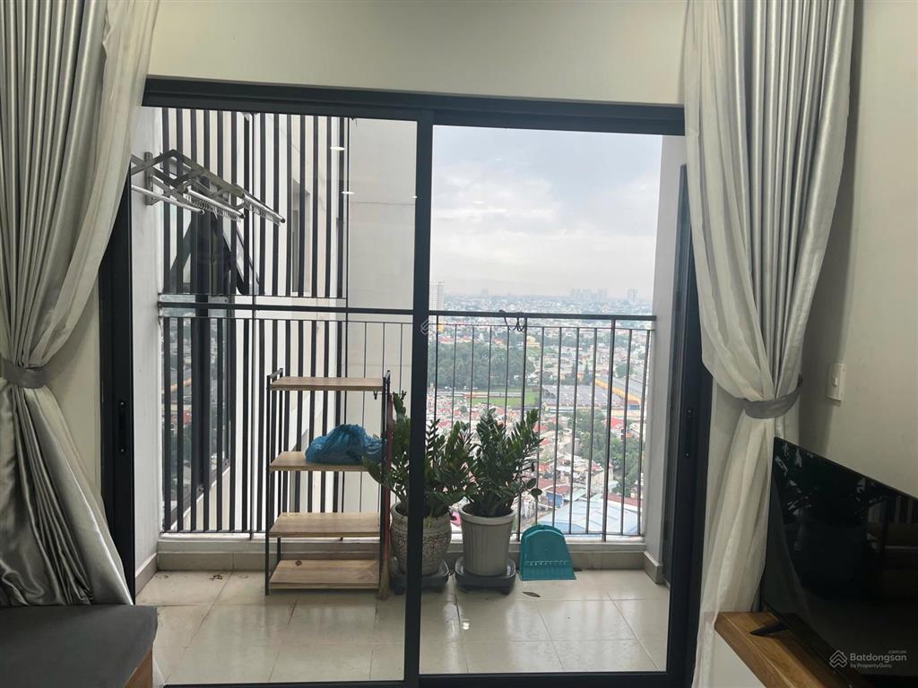 Cho thuê căn 1 pn full nội thất, tầng cao view hướng đông mát mẻ, hỗ trợ cọc ở ngay giá 6tr5