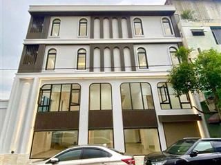 Cho thuê nhà 449bc sư vạn hạnh, p12, quận 10  dtsd gần 800m2