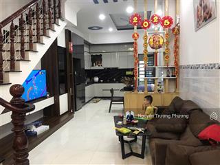 Nhà mặt tiền mới xây 3 tầng trong khu dân cư kín dân, mặt tiền đường nhựa 5m full thổ cư, hoàn công