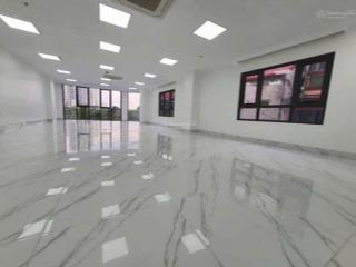 Cần bán tòa văn phòng 7 tầng thang máy  dòng tiền gần 1 tỷ/năm,  0965 145 ***