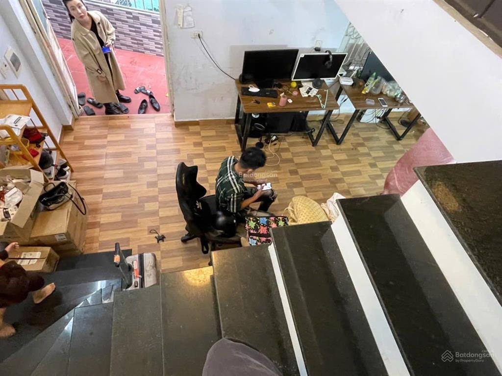 F0 mặt ngõ miếu 2 xã 48m2 x 2 tầng ô tô né nhau giá 2,3 tỷ (thoả thuận) bìa hồng