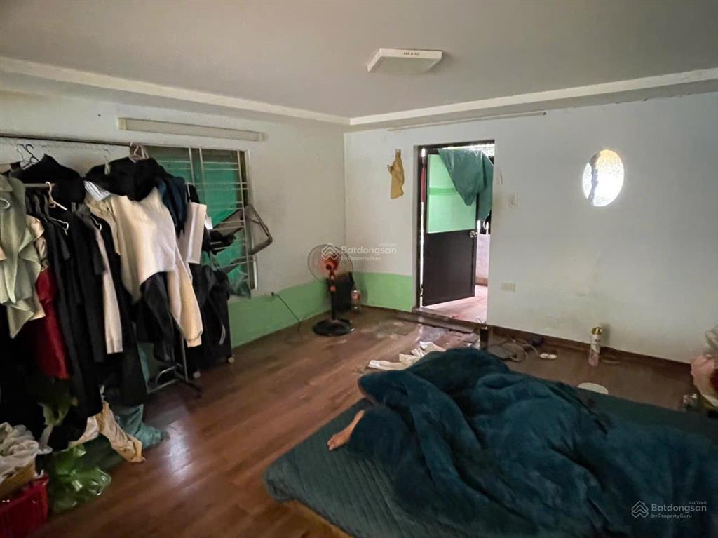 F0 mặt ngõ miếu 2 xã 48m2 x 2 tầng ô tô né nhau giá 2,3 tỷ (thoả thuận) bìa hồng