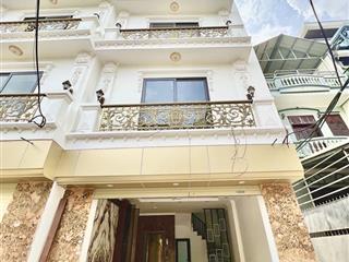 Bán nhà hoàng mai 50m2 lô góc, 6 tầng thang máy, oto qua nhà, ngõ thông, cạnh gamuda. giá hơn 10 tỷ