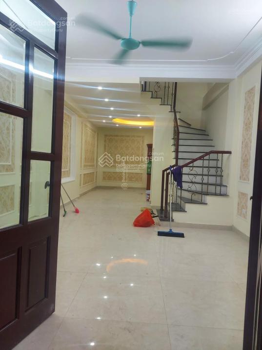 Bán nhà vĩnh ninh dt 53m2, xd 4 tầng 4pn, ngõ ô tô nhà dân xd, giá 5.85 tỷ,  0985 636 ***