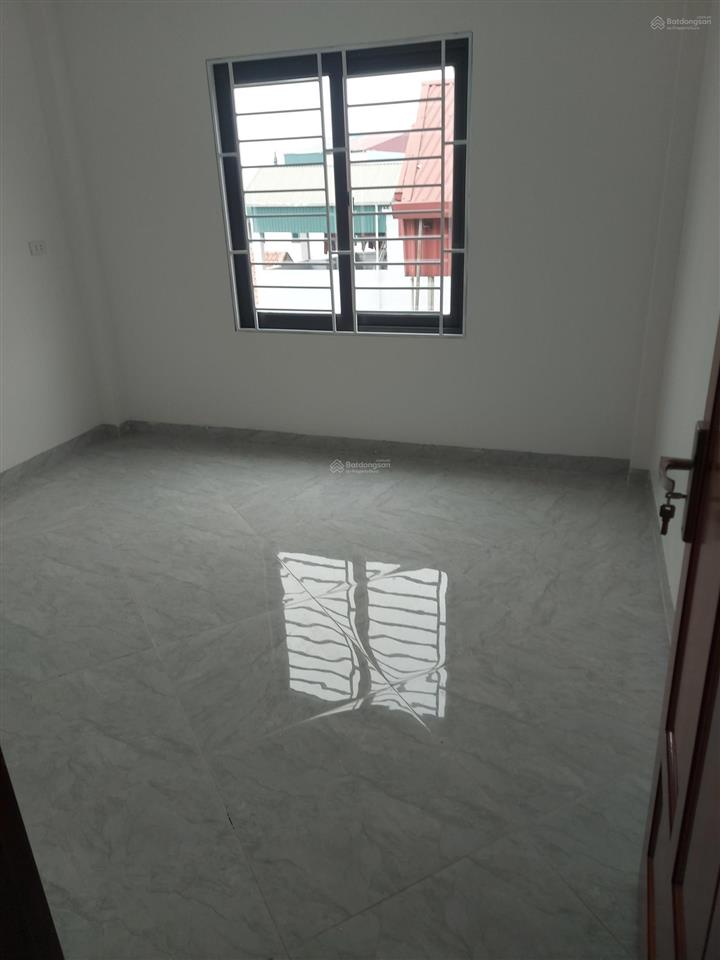 Bán nhà đại thanh. huỳnh cung tam hiệp cạnh đấu giá huỳnh cung oto đỗ cửa 40m2 x 5t. 0985 636 ***