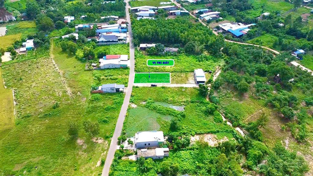 Lô góc ngang 16m sâu 30m, nở hậu 17.5m, 1 sẹc khu trung tâm xã châu pha