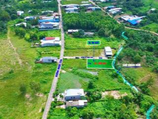 500m2 có 32m mặt tiền đường bê tông, bên hông giáp suối quanh năm